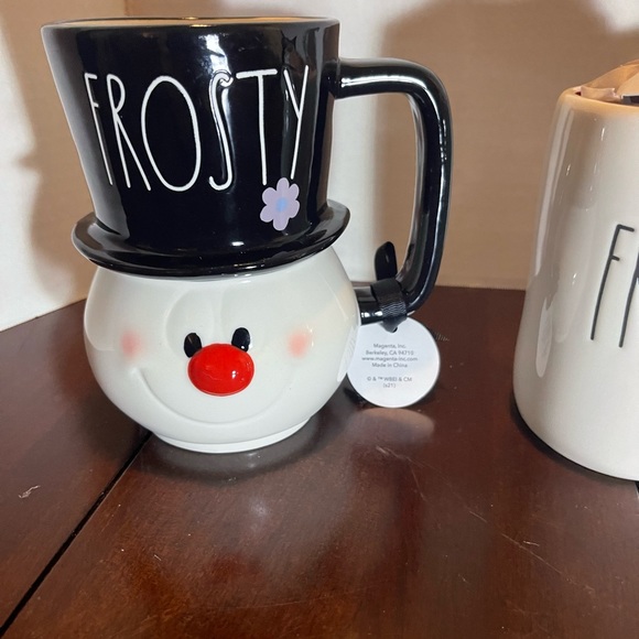 NWT Rae Dunn Frosty the Snowman Mug Set - Picture 2 of 16